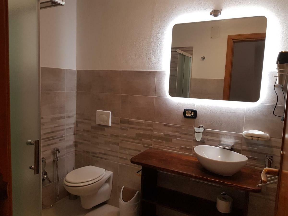 Casa Vacanze Valentina ปอร์โต คอนเต ภายนอก รูปภาพ